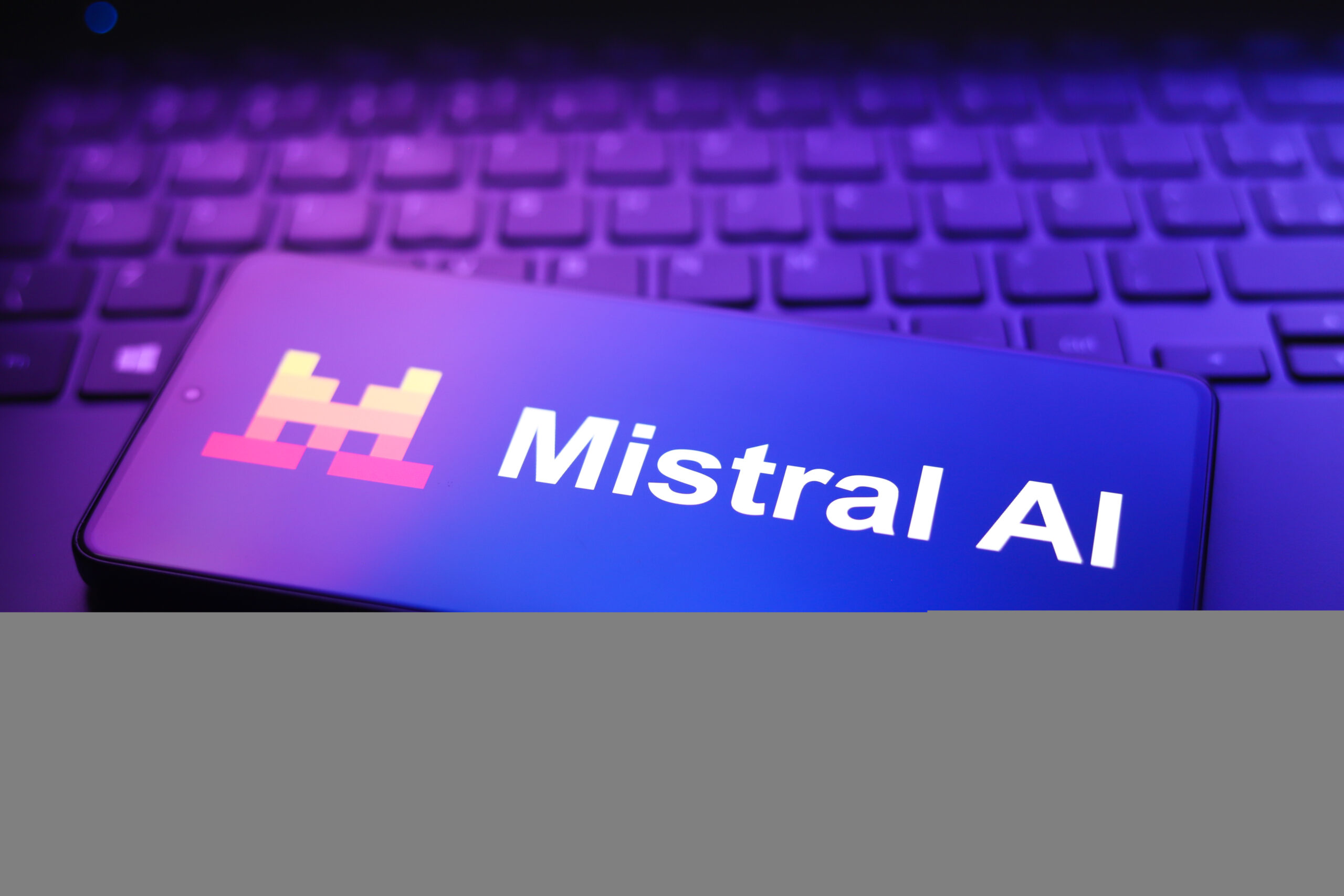 Mistral випускає нову модель генерації мовлення з відкритим кодом