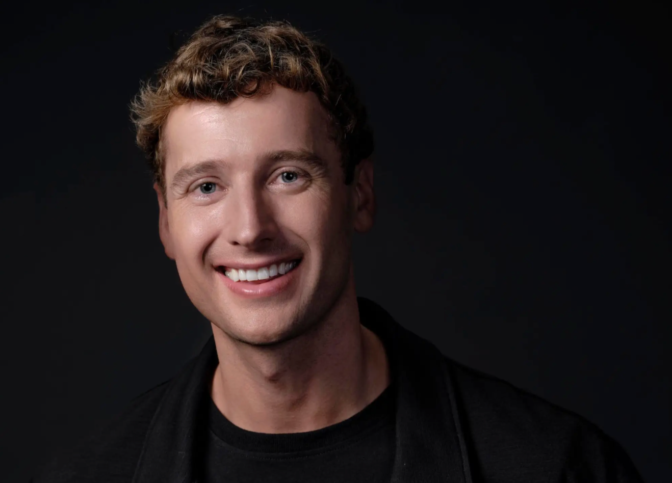 Harvey підтверджує оцінку в $11 мільярдів: Sequoia потроює ставки