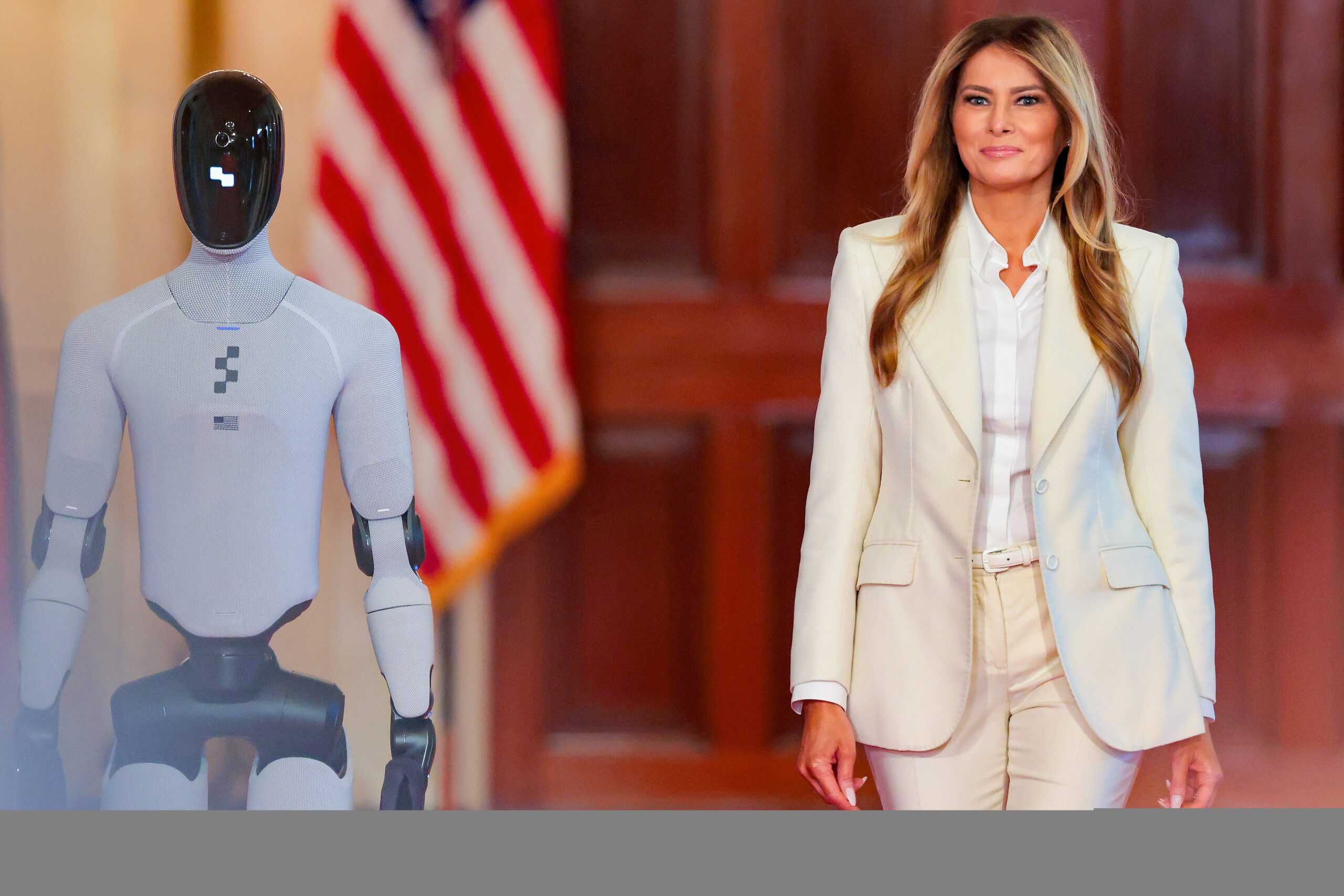 Меланія Трамп хоче, щоб робот навчав вашу дитину вдома