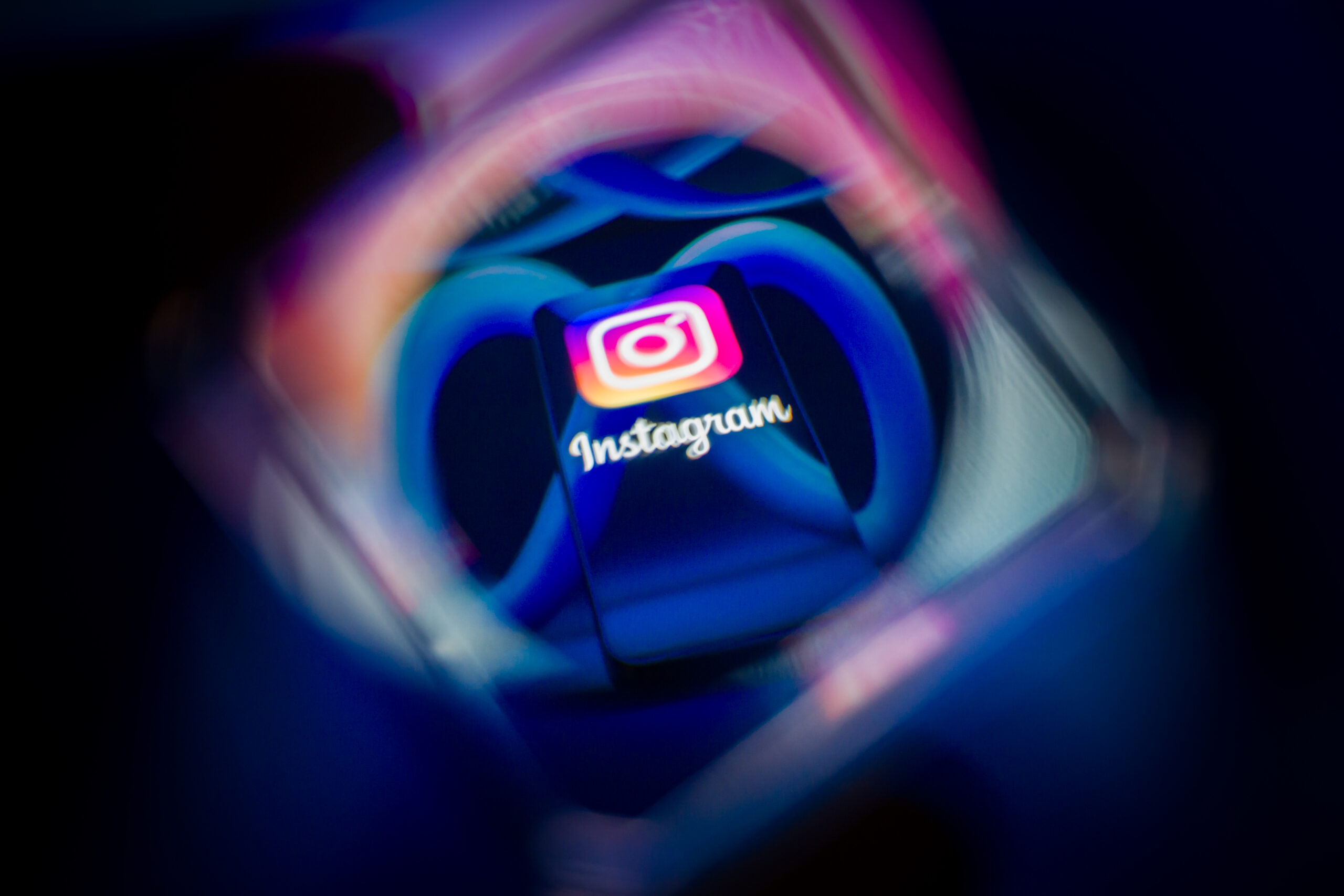 Meta нарешті притягнули до відповідальності за шкоду підліткам. Що далі?