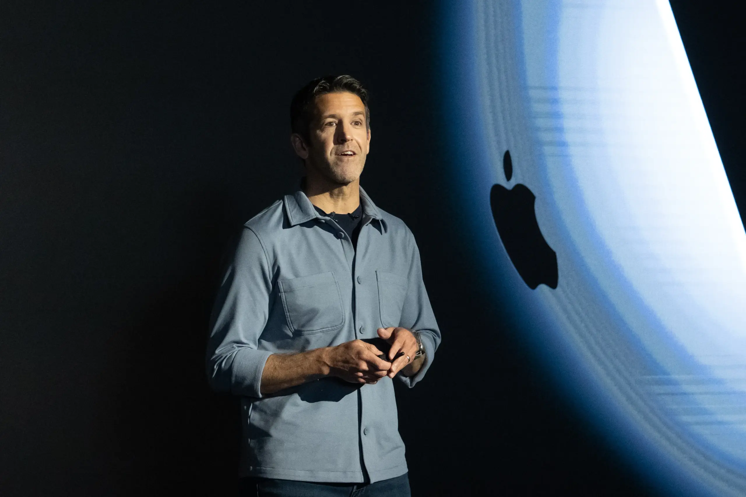 Хто такий Джон Тернус, майбутній генеральний директор Apple?