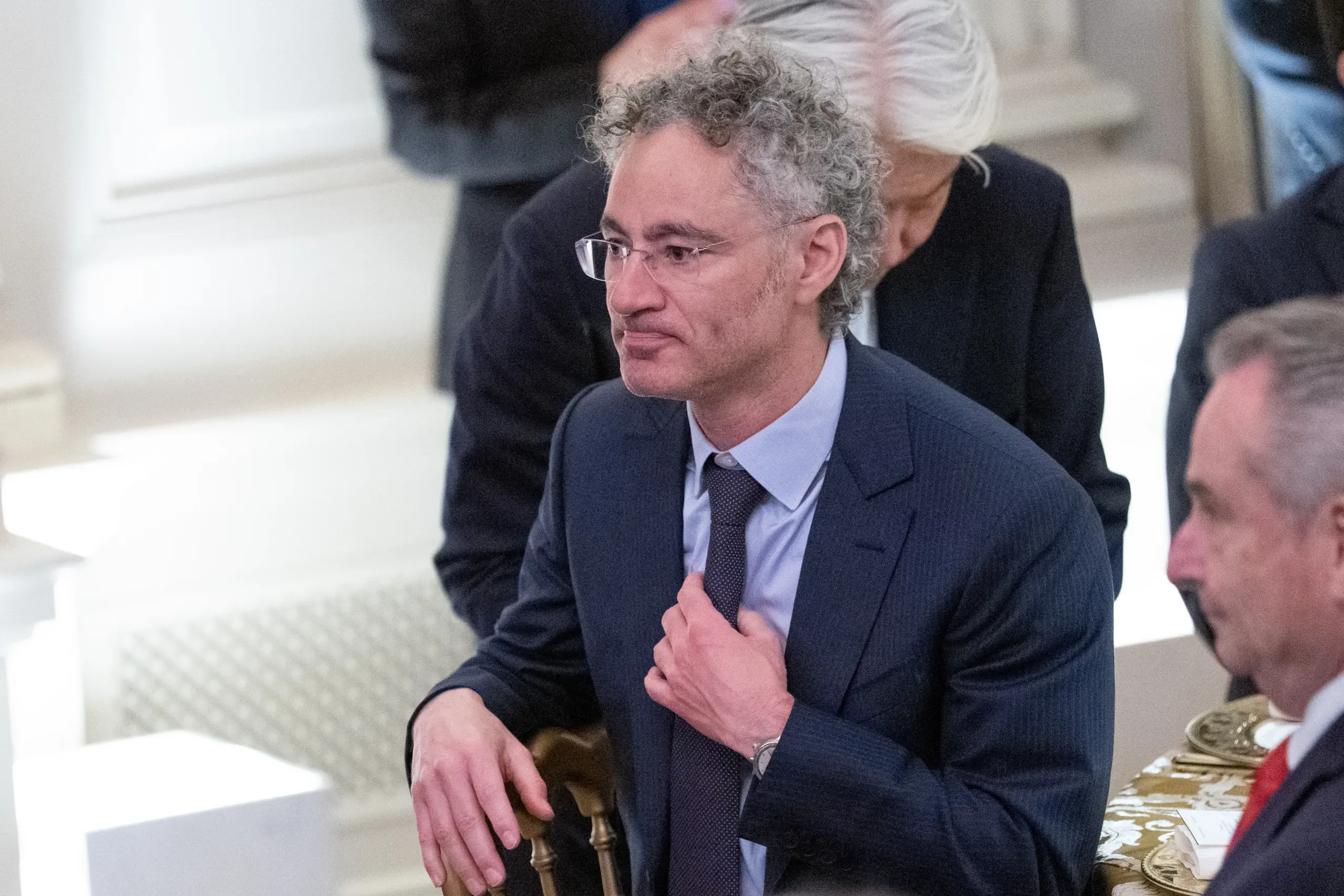 Palantir, за повідомленнями, допомагає IRS розслідувати фінансові злочини